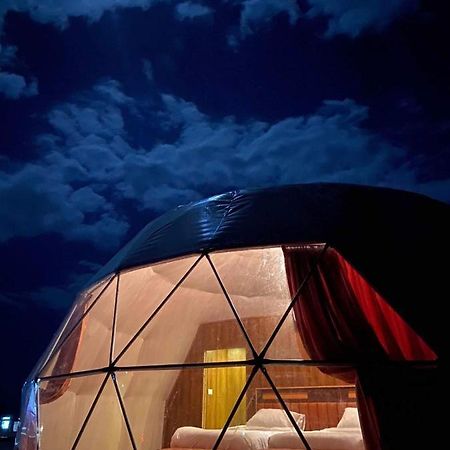 Al Sultana Luxury Camp Vila Wadi Rum Exterior foto