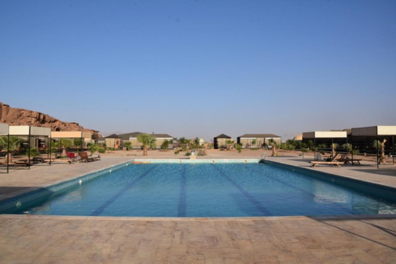 Al Sultana Luxury Camp Vila Wadi Rum Exterior foto