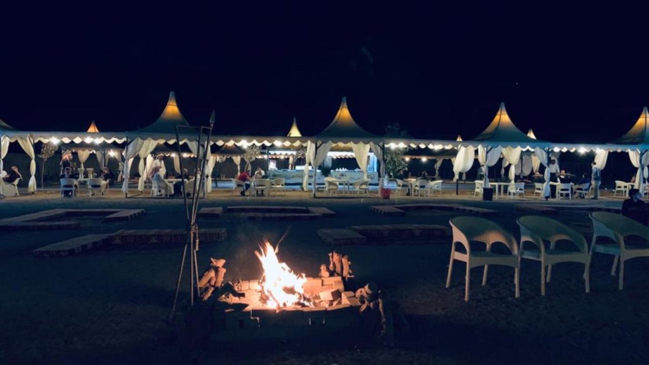 Al Sultana Luxury Camp Vila Wadi Rum Exterior foto