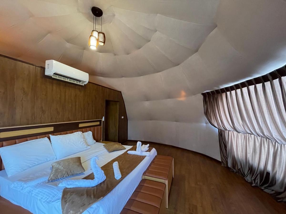 Al Sultana Luxury Camp Vila Wadi Rum Exterior foto