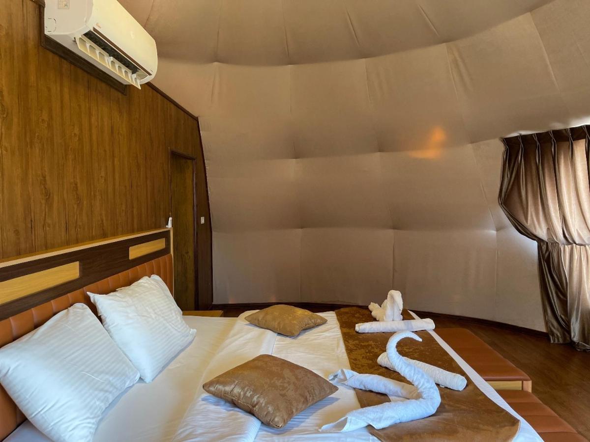 Al Sultana Luxury Camp Vila Wadi Rum Exterior foto