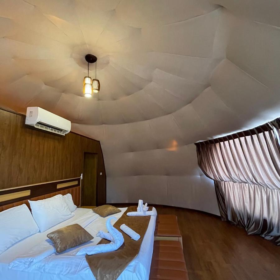 Al Sultana Luxury Camp Vila Wadi Rum Exterior foto
