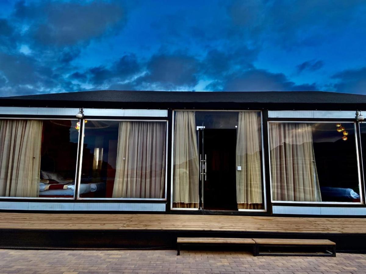Al Sultana Luxury Camp Vila Wadi Rum Exterior foto